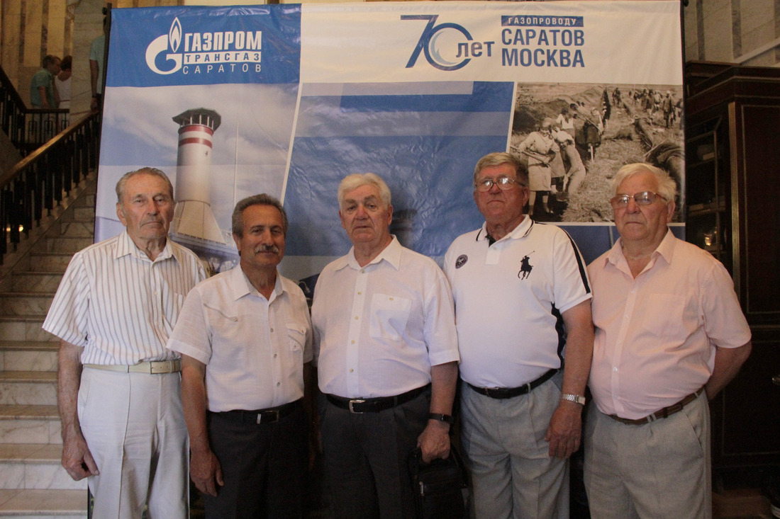 Ветераны ООО "Газпром трансгаз Саратов" посетили открывшуюся выставку