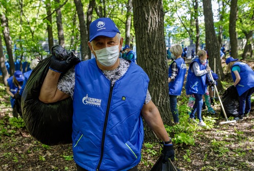 Начальник отдела социального развития Общества Сергей Владимирович Садчиков.