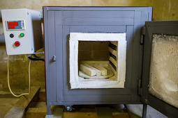 Печь для обжига — важная составляющая оборудования гончарного кабинета