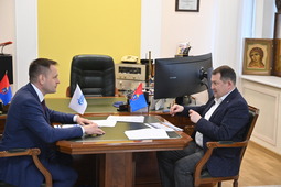 В ходе встречи Владимир Миронов и Максим Егоров обсудили вопросы перспективного сотрудничества