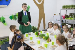 Старшеклассники провели мастер-класс для учащихся начальной школы