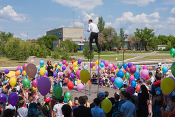 Эквилибр на лестнице от звезды "Минуты славы"