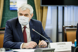 Выступает генеральный директор ООО «Газпром ПХГ» Игорь Сафонов