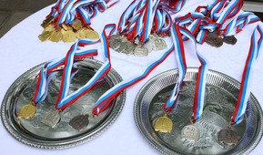 Медали для лучших спортсменов